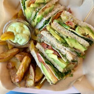 Salmone & Avocado